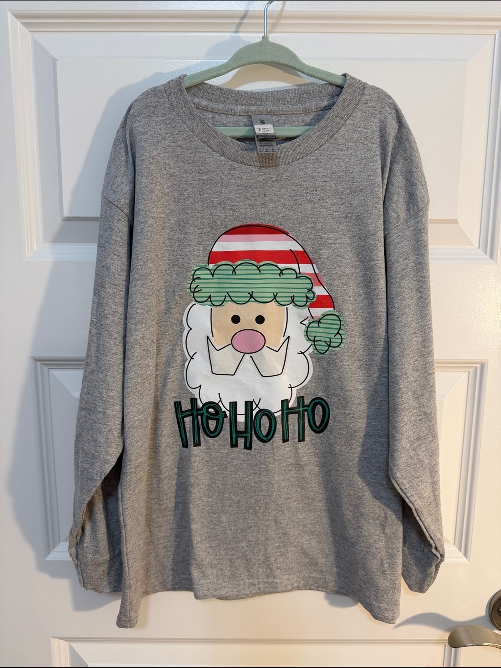NWT Gildan Gray Kids Long Sleeve Tee Size YM with Santa "Ho Ho Ho" Print